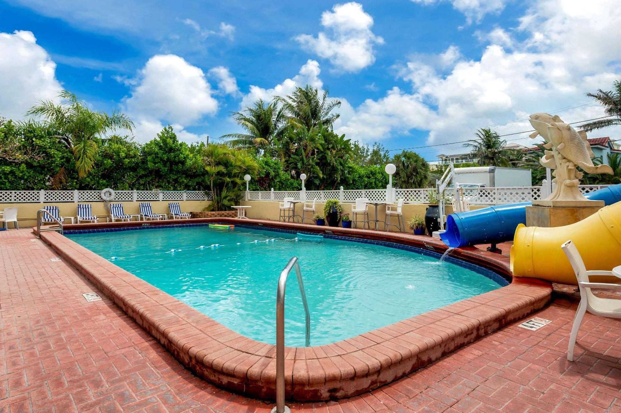 Comfort Inn Oceanside Deerfield Beach Buitenkant foto